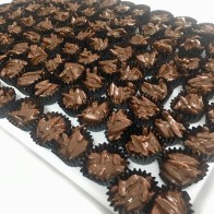 Almond Cluster 100% Coklat premium Berlys