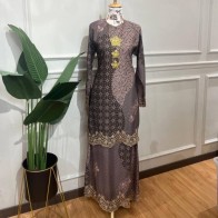 Kurung Moden Ayra