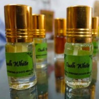 MINYAK WANGI WHITE OUD