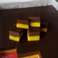 Kuih Talam Suji